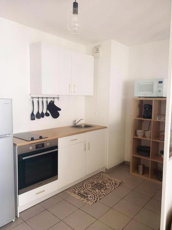 Appartement Lac Rose - Parking, Metro, Jusqu'A 4 Personnes Marseille Ngoại thất bức ảnh