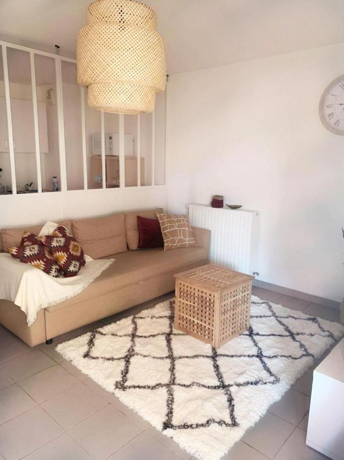 Appartement Lac Rose - Parking, Metro, Jusqu'A 4 Personnes Marseille Ngoại thất bức ảnh