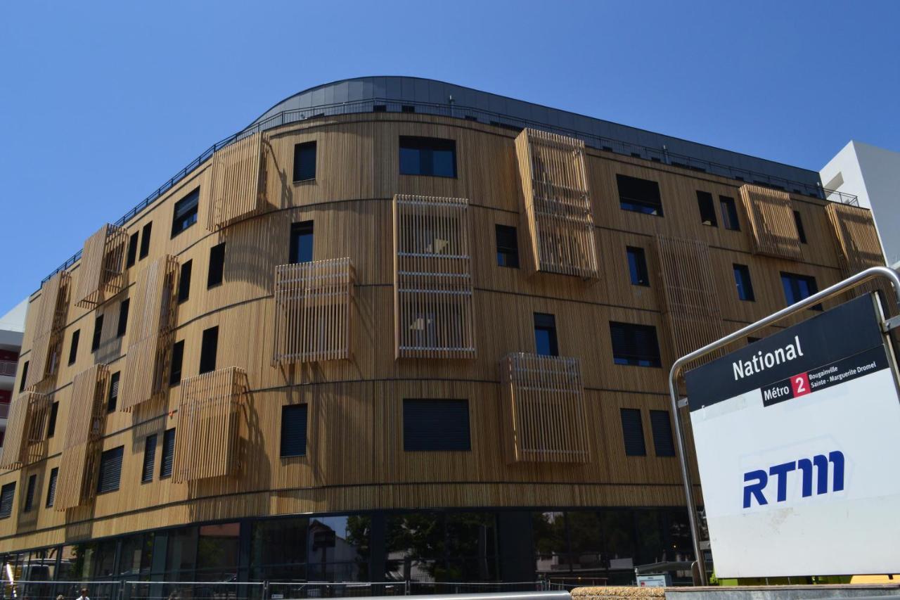 Appartement Lac Rose - Parking, Metro, Jusqu'A 4 Personnes Marseille Ngoại thất bức ảnh